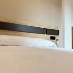 Apart-hotel Cíes Premium Suitel Ponte 9 - Your Marín