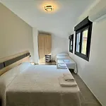 Apart-hotel Cíes Premium Suitel Ponte 9 - Your