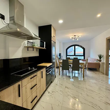 Lejlighedshotel Cies Premium Suitel Ponte 9 - Your
