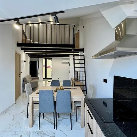 Cies Premium Suitel Ponte 9 - Your 3*